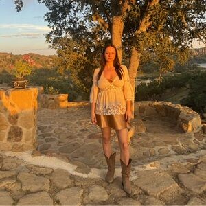 Meet your Posher, Whitney